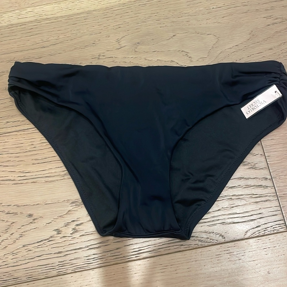 The classic hipster bikini bottoms medium